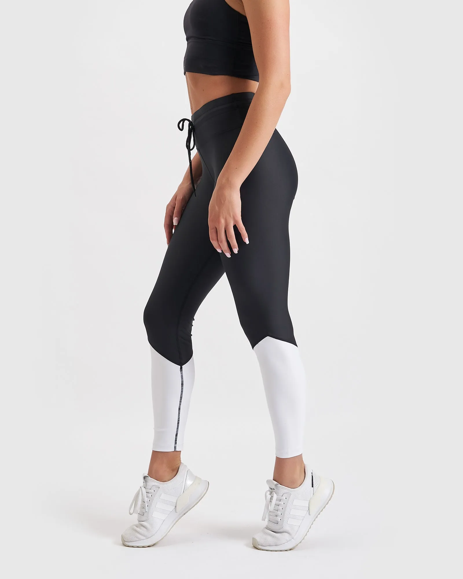 Core Trainer Climb Tights - Black/White