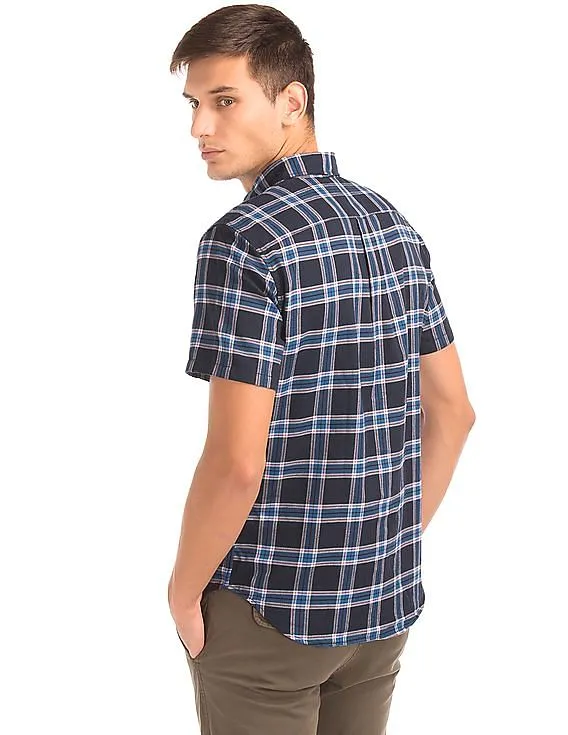 GAP Men Blue Twill Plaid Short Sleeve Standard Fit Shirt