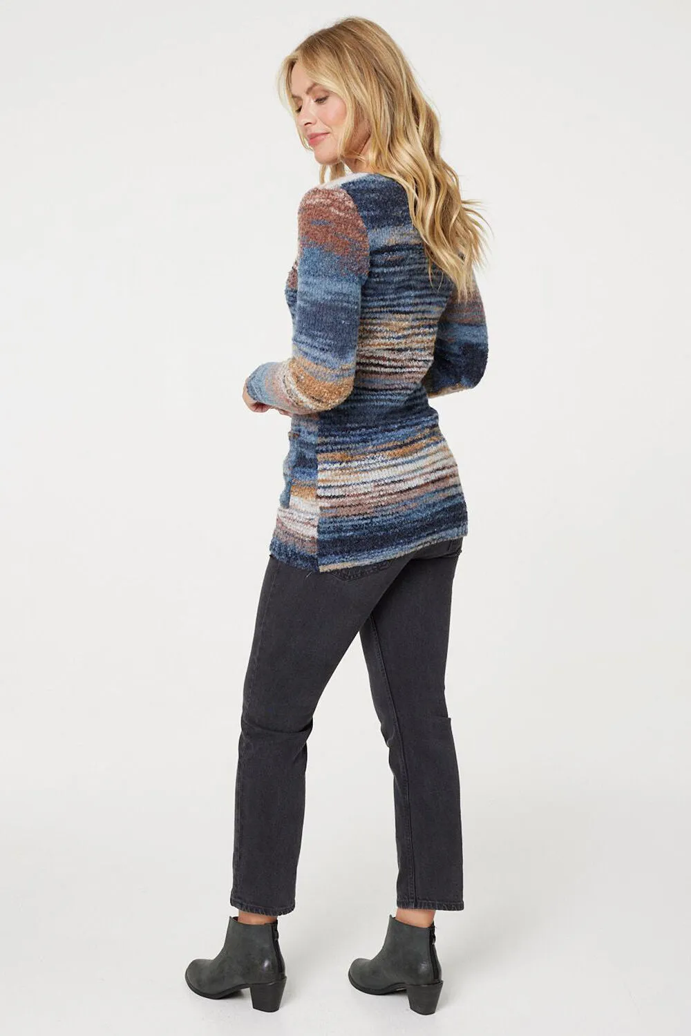 Izabel London – Striped V-Neck Long Sleeve Knit Jumper