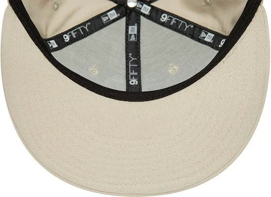 New Era New York Yankees League Essential Light Beige 9FIFTY Snapback Cap S/M