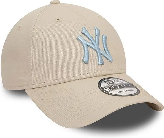 New Era - New York Yankees League Essential Light Beige 9FORTY Adjustable Cap