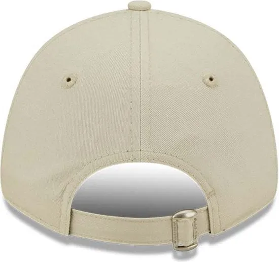 New York Yankees Womens League Essential Light Beige 9FORTY Adjustable Cap