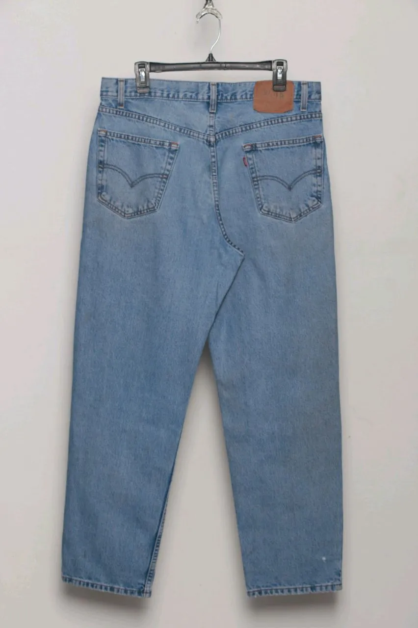 Reworked Men Levis Pant with Bandana Patch 20 pieces