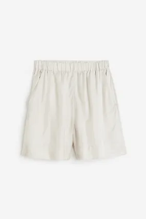 Silk-blend twill shorts - High waist - Short - Light beige - Ladies | H&M GB