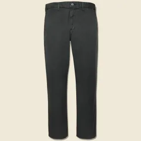 Twill Standard Chino - Black